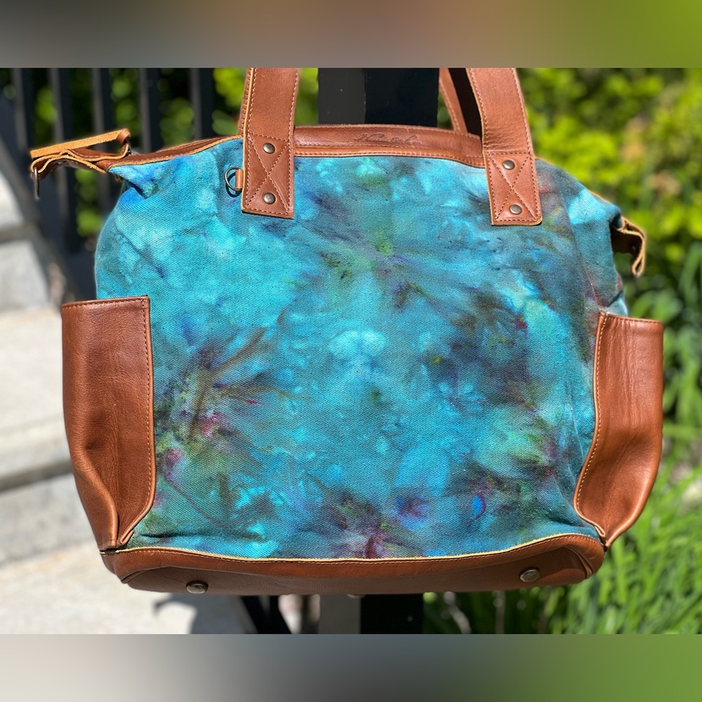 Nena x Ooakshell cafe CDB in beautiful teal hues.